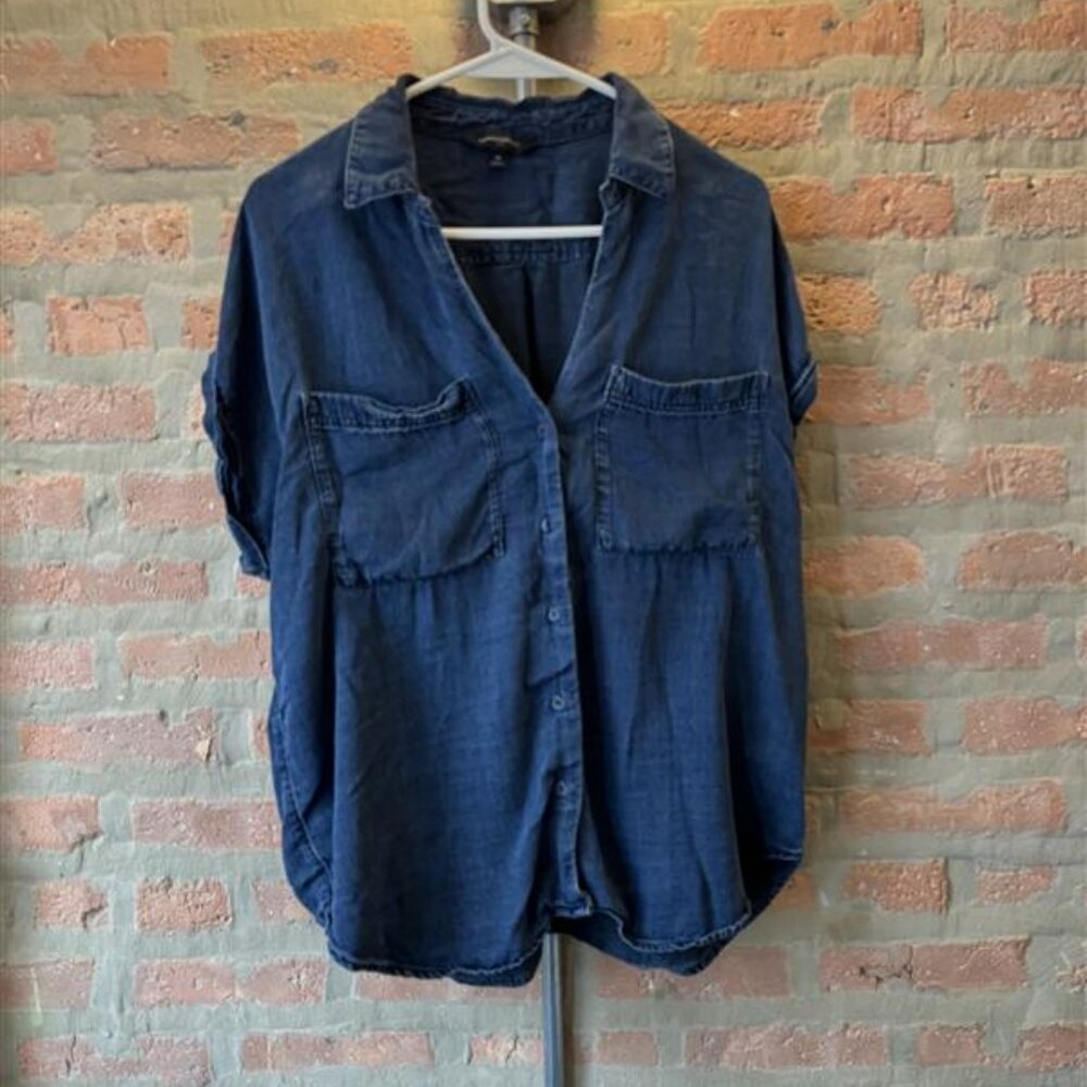 Banana Rebulic Denim Button Up Medium